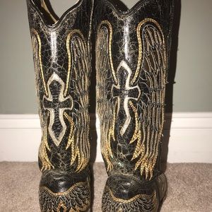 Corral boots